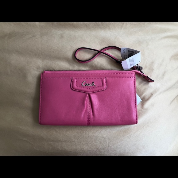 Coach pink wristlet - Picture 6 of 8